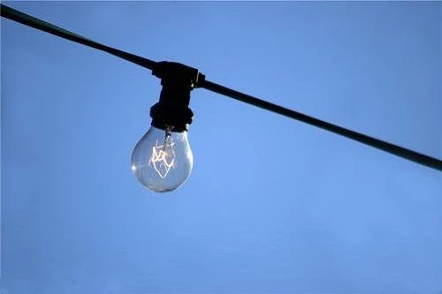 Akustiski magnētiskā sistēma